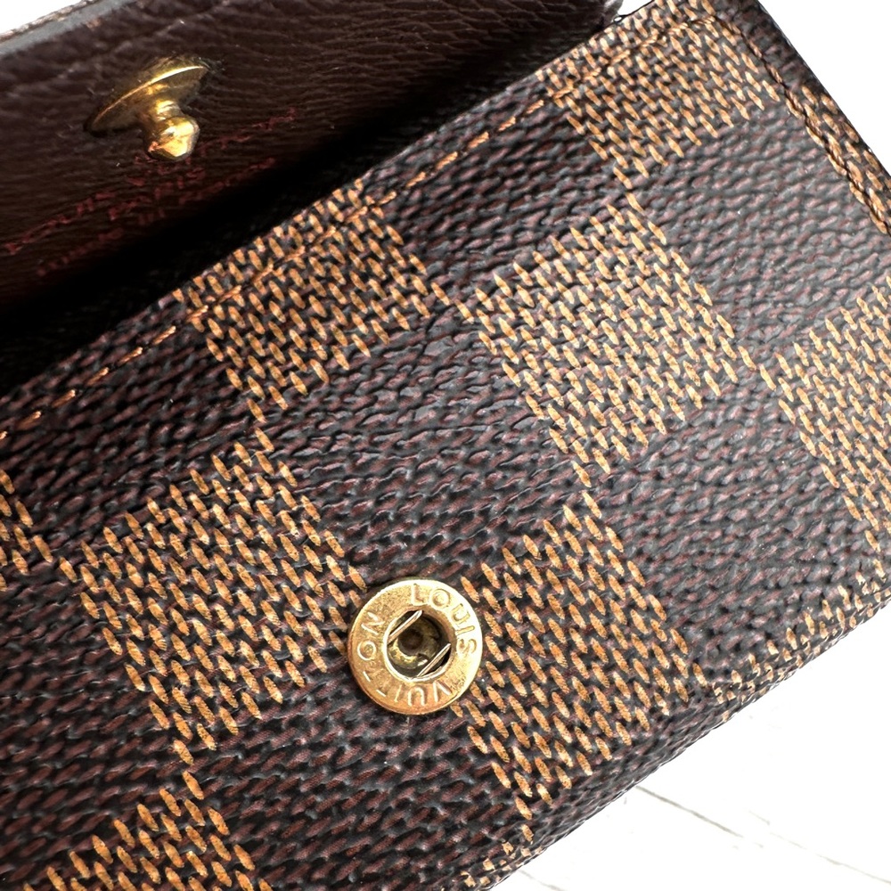AUTHENTIC Louis Vuitton key holder. - Picture 5 of 12